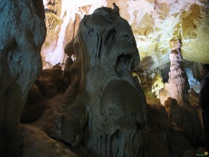 Мраморная пещера в Крыму. Фото 1