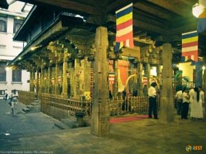 Шри-Ланка. Храм Зуба Будды