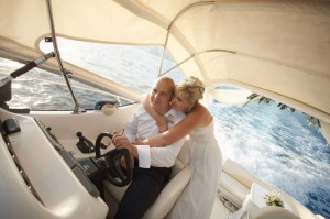 Аренда катера – романтическое путешествие с любимой