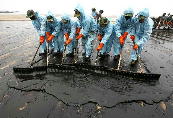Неотложные меры ликвидации аварийных разливов нефти