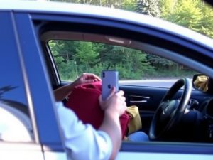 Как путешествовать автостопом: полное руководство для новичков и опытных странников
